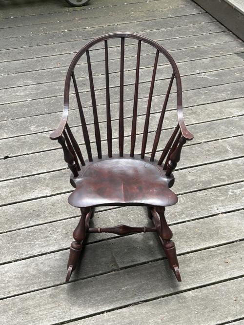 Childs Continuous Arm Rocker