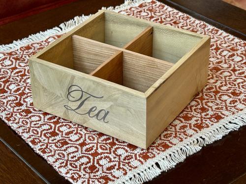 The Holly and the Iced Tea